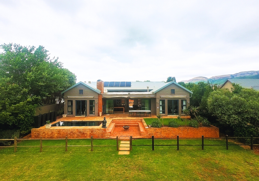 4 Bedroom Property for Sale in The Coves North West